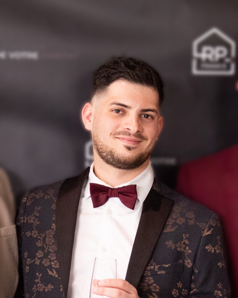 Teddy PAJOT, lors de la  remise de prix du concours commercial annuel RP FRANCE
